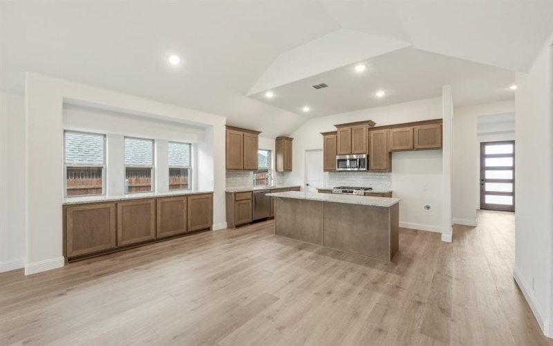 6000 Foxtail Drive, Denton, TX 76226, 4 Bedrooms Bedrooms, ,3 BathroomsBathrooms,Residential,For Sale,6000 Foxtail Drive,20939775