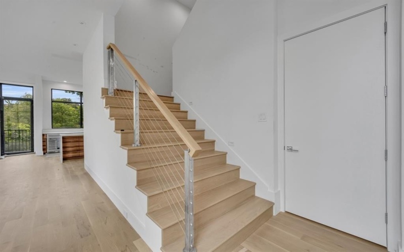 610 N Oak Cliff Boulevard #301, Dallas, TX 75208, 3 Habitaciones Habitaciones , ,3 BañosBaños,Residential,En Venta,610 N Oak Cliff Boulevard,20939845