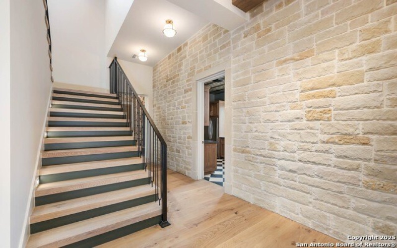 24627 Cliff Line, San Antonio, TX 78257, 4 Bedrooms Bedrooms, ,5 BathroomsBathrooms,Residential,For Sale,24627 Cliff Line,1834818