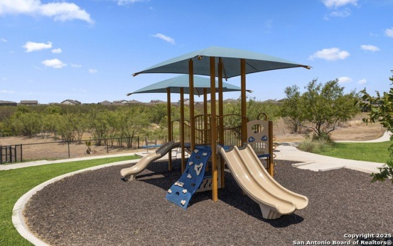 13203 CLUB HOUSE BLVD., San Antonio, TX 78221, 3 Habitaciones Habitaciones , ,2 BañosBaños,Residential,En Venta,13203 CLUB HOUSE BLVD.,1850478