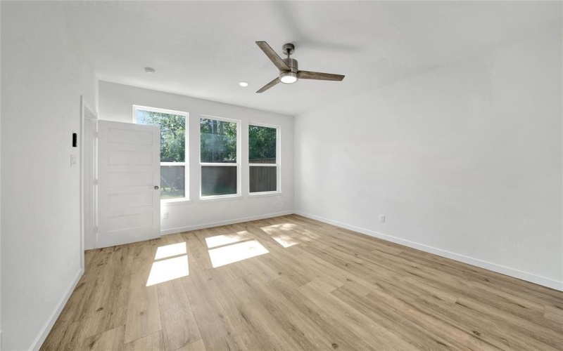220 E Park Street, Little Elm, TX 75068, 4 Habitaciones Habitaciones , ,3 BañosBaños,Residential,En Venta,220 E Park Street,20937394