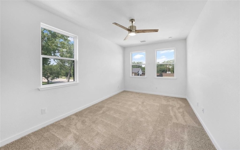 220 E Park Street, Little Elm, TX 75068, 4 Habitaciones Habitaciones , ,3 BañosBaños,Residential,En Venta,220 E Park Street,20937394
