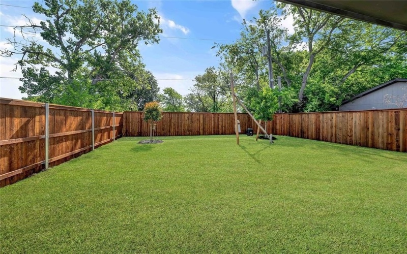 220 E Park Street, Little Elm, TX 75068, 4 Habitaciones Habitaciones , ,3 BañosBaños,Residential,En Venta,220 E Park Street,20937394