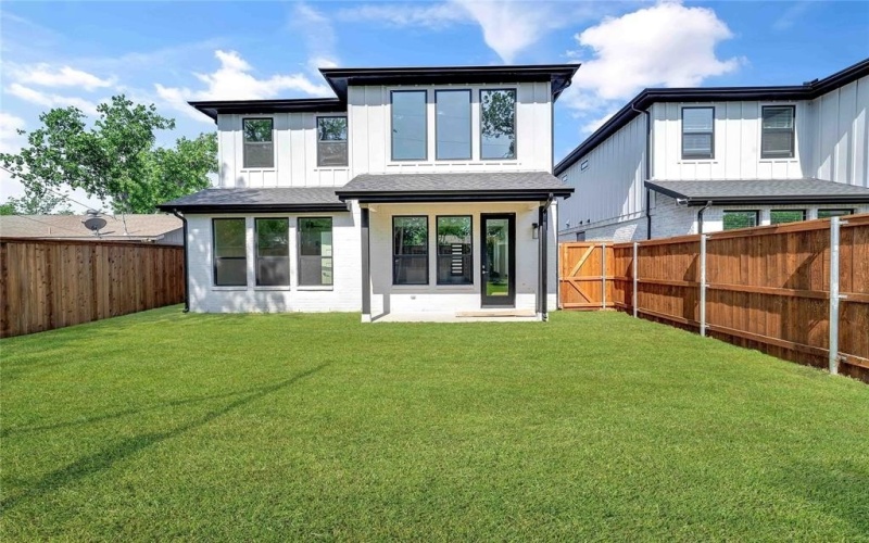 220 E Park Street, Little Elm, TX 75068, 4 Habitaciones Habitaciones , ,3 BañosBaños,Residential,En Venta,220 E Park Street,20937394