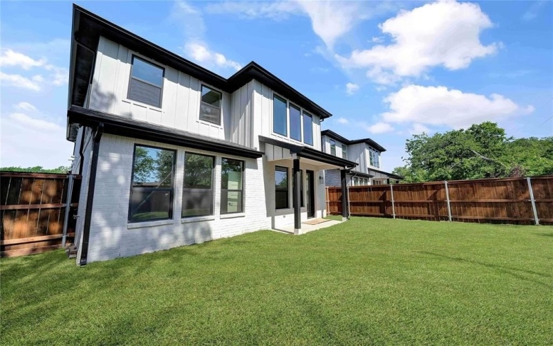 220 E Park Street, Little Elm, TX 75068, 4 Habitaciones Habitaciones , ,3 BañosBaños,Residential,En Venta,220 E Park Street,20937394