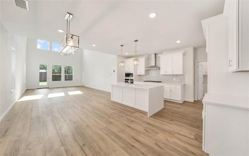 220 E Park Street, Little Elm, TX 75068, 4 Habitaciones Habitaciones , ,3 BañosBaños,Residential,En Venta,220 E Park Street,20937394
