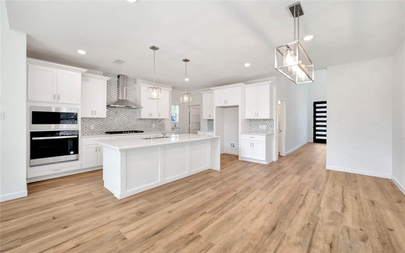 220 E Park Street, Little Elm, TX 75068, 4 Habitaciones Habitaciones , ,3 BañosBaños,Residential,En Venta,220 E Park Street,20937394
