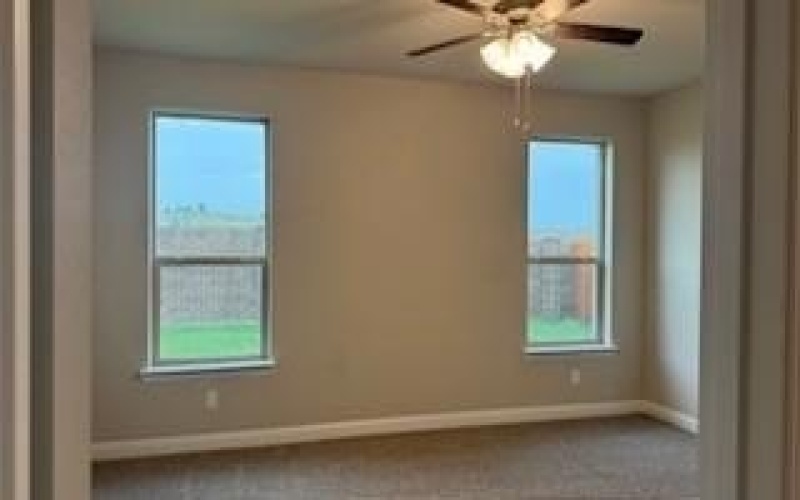 15136 GREEN BLUFF Drive, Fort Worth, TX 76008, 5 Habitaciones Habitaciones , ,3 BañosBaños,Residential,En Venta,15136 GREEN BLUFF Drive,20937397