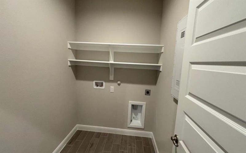 1905 JACKSON Street, Cleburne, TX 76033, 5 Bedrooms Bedrooms, ,3 BathroomsBathrooms,Residential,For Sale,1905 JACKSON Street,20937592