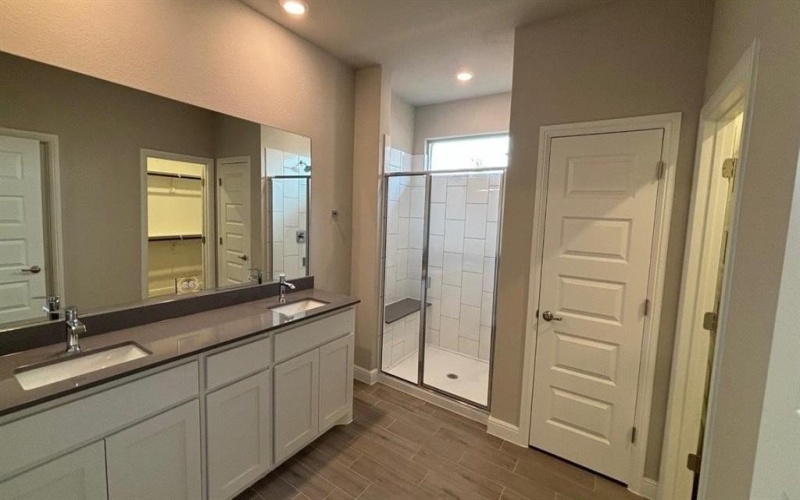 1905 JACKSON Street, Cleburne, TX 76033, 5 Bedrooms Bedrooms, ,3 BathroomsBathrooms,Residential,For Sale,1905 JACKSON Street,20937592
