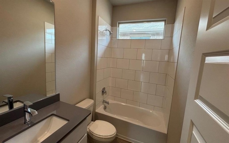 1905 JACKSON Street, Cleburne, TX 76033, 5 Bedrooms Bedrooms, ,3 BathroomsBathrooms,Residential,For Sale,1905 JACKSON Street,20937592