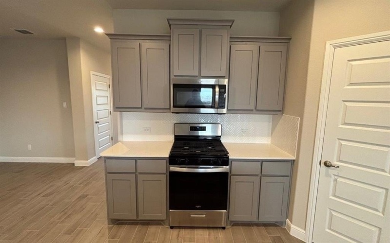 1911 JACKSON Street, Cleburne, TX 76033, 5 Habitaciones Habitaciones , ,3 BañosBaños,Residential,En Venta,1911 JACKSON Street,20937623