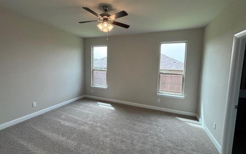 1911 JACKSON Street, Cleburne, TX 76033, 5 Habitaciones Habitaciones , ,3 BañosBaños,Residential,En Venta,1911 JACKSON Street,20937623