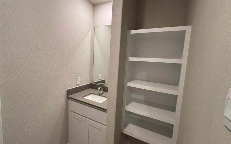 409 SUNFLOWER Trail, Cleburne, TX 76033, 5 Habitaciones Habitaciones , ,3 BañosBaños,Residential,En Venta,409 SUNFLOWER Trail,20937722