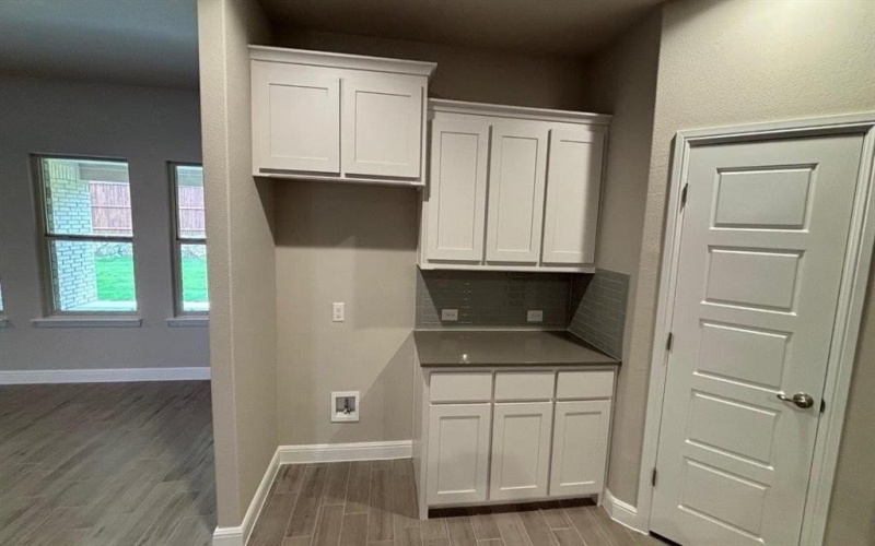 409 SUNFLOWER Trail, Cleburne, TX 76033, 5 Habitaciones Habitaciones , ,3 BañosBaños,Residential,En Venta,409 SUNFLOWER Trail,20937722