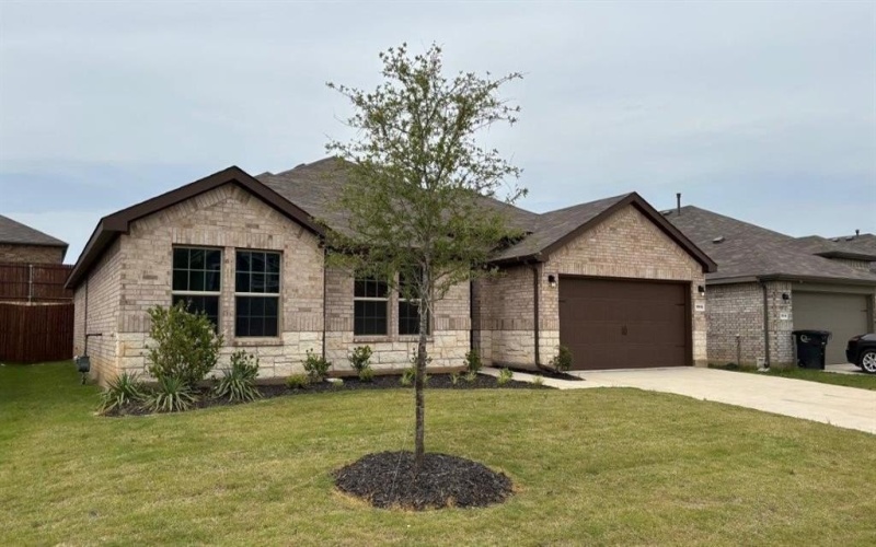 1916 COOKES Lane, Cleburne, TX 76033, 4 Habitaciones Habitaciones , ,2 BañosBaños,Residential,En Venta,1916 COOKES Lane,20937760