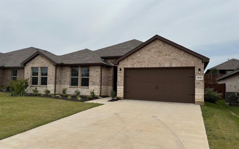 1916 COOKES Lane, Cleburne, TX 76033, 4 Habitaciones Habitaciones , ,2 BañosBaños,Residential,En Venta,1916 COOKES Lane,20937760