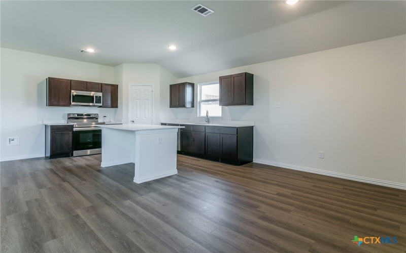 935 Antelope Trail, Temple, TX 76504, 4 Habitaciones Habitaciones , ,2 BañosBaños,Residential,En Venta,935 Antelope Trail,534970