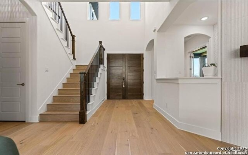 4003 Wood Creek, San Antonio, TX 78257, 5 Bedrooms Bedrooms, ,6 BathroomsBathrooms,Residential,For Sale,4003 Wood Creek,1866672