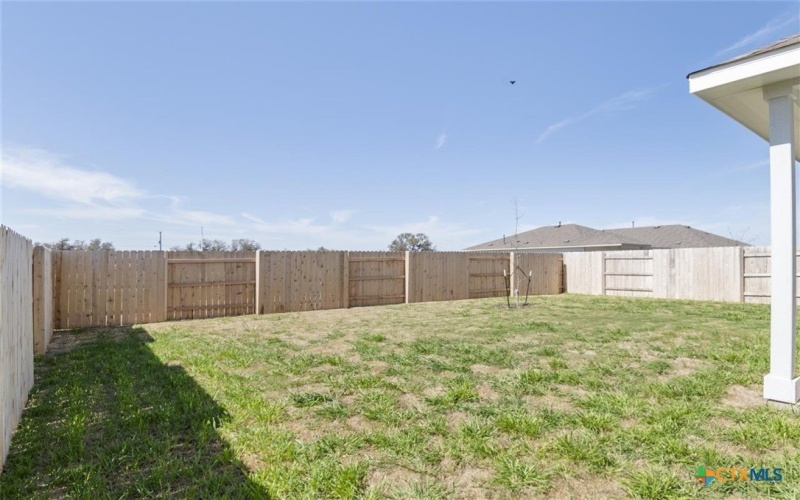 368 Yellowstone Drive, Kyle, TX 78640, 4 Bedrooms Bedrooms, ,3 BathroomsBathrooms,Residential,For Sale,368 Yellowstone Drive,564051