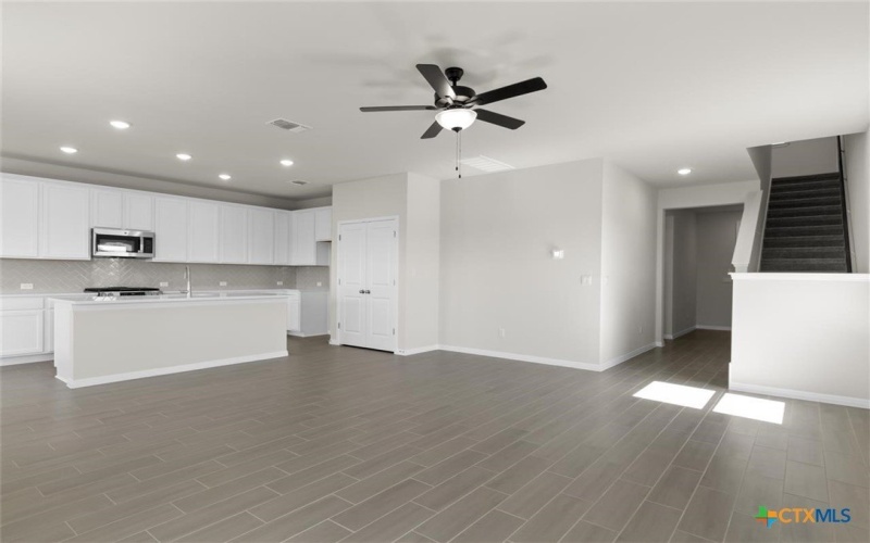 368 Yellowstone Drive, Kyle, TX 78640, 4 Bedrooms Bedrooms, ,3 BathroomsBathrooms,Residential,For Sale,368 Yellowstone Drive,564051