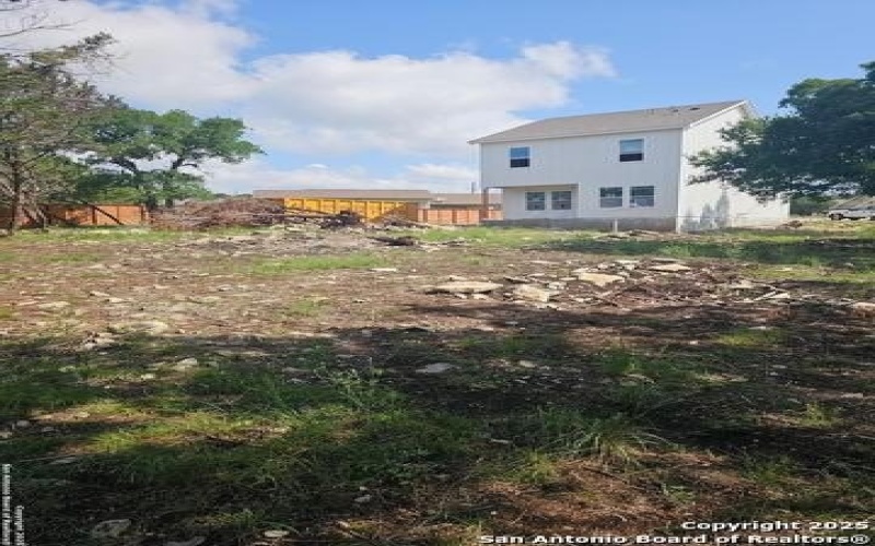 130 Broadview, Spring Branch, TX 78070, 5 Habitaciones Habitaciones , ,2 BañosBaños,Residential,En Venta,130 Broadview,1865146