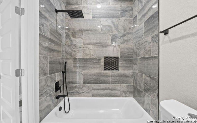 165 Flor Del Sol, San Antonio, TX 78264, 4 Bedrooms Bedrooms, ,3 BathroomsBathrooms,Residential,For Sale,165 Flor Del Sol,1863713
