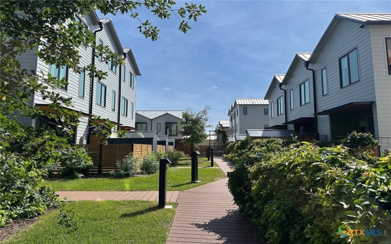 102 Lively Lane #B, San Marcos, TX 78666, 2 Habitaciones Habitaciones , ,1 BañoBaños,Residential,En Venta,102 Lively Lane,576030