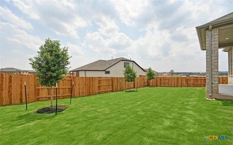 379 Muddy Creek Way, Kyle, TX 78640, 4 Habitaciones Habitaciones , ,3 BañosBaños,Residential,En Venta,379 Muddy Creek Way,567567