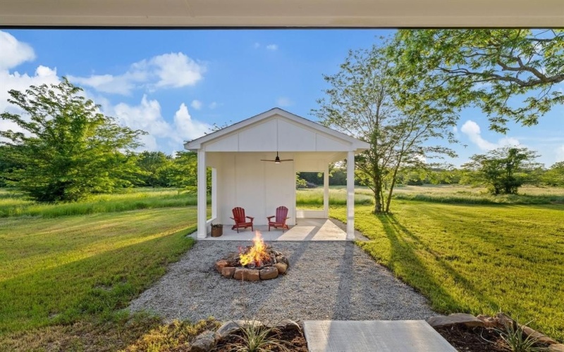 1472 County Road 3925, Ladonia, TX 75449, 3 Bedrooms Bedrooms, ,2 BathroomsBathrooms,Residential,For Sale,1472 County Road 3925,20939507