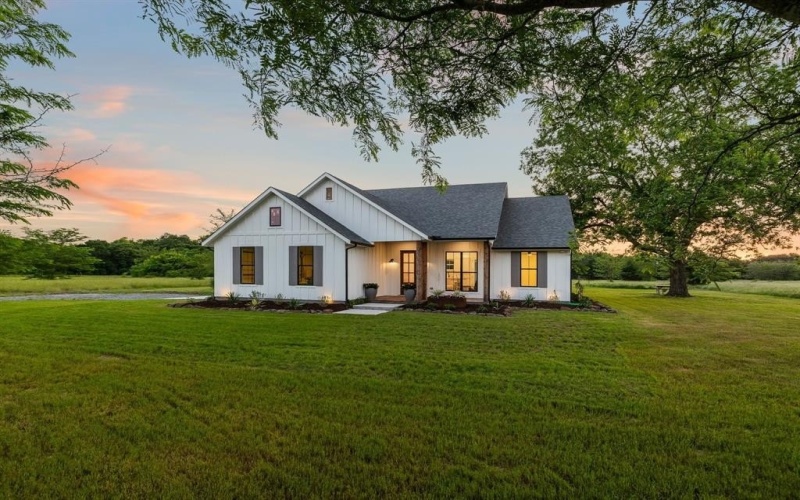 1472 County Road 3925, Ladonia, TX 75449, 3 Bedrooms Bedrooms, ,2 BathroomsBathrooms,Residential,For Sale,1472 County Road 3925,20939507