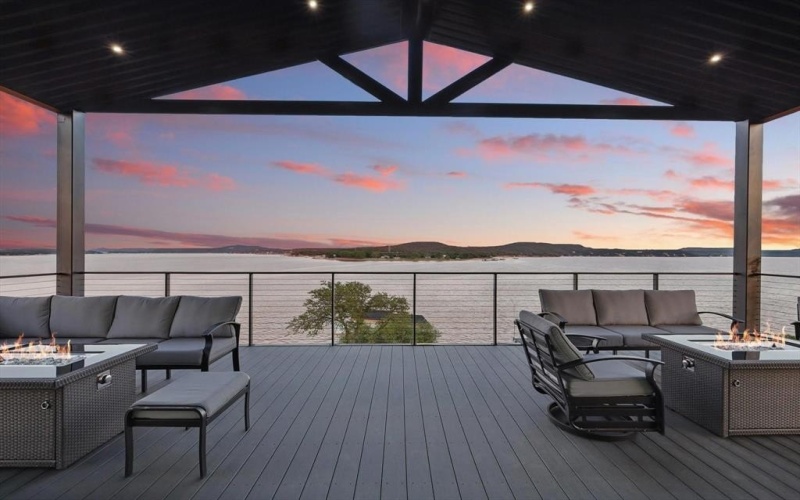 4971 Hawk Road, Possum Kingdom Lake, TX 76450, 11 Habitaciones Habitaciones , ,9 BañosBaños,Residential,En Venta,4971 Hawk Road,20925822