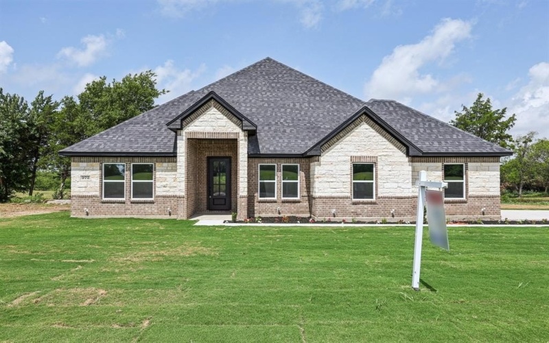 972 County Rd. 4108, Greenville, TX 75401, 4 Habitaciones Habitaciones , ,2 BañosBaños,Residential,En Venta,972 County Rd. 4108,20934571