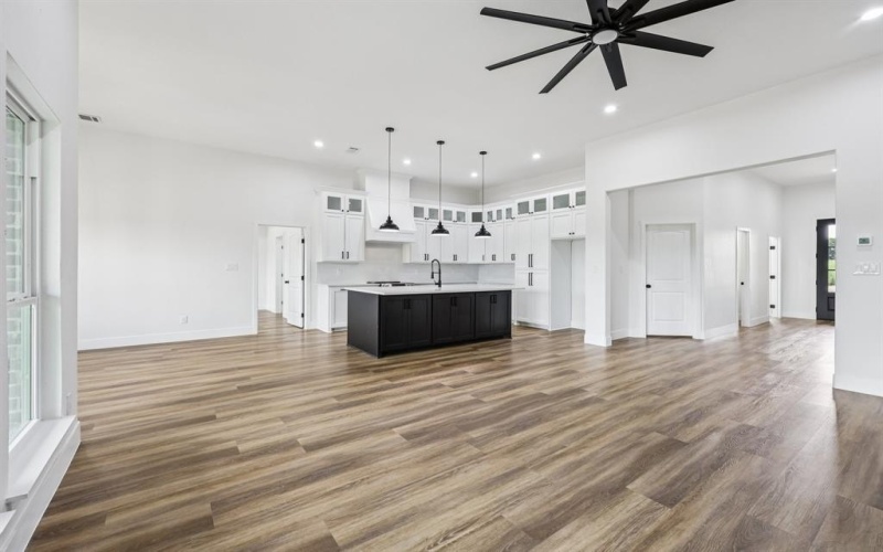 972 County Rd. 4108, Greenville, TX 75401, 4 Habitaciones Habitaciones , ,2 BañosBaños,Residential,En Venta,972 County Rd. 4108,20934571