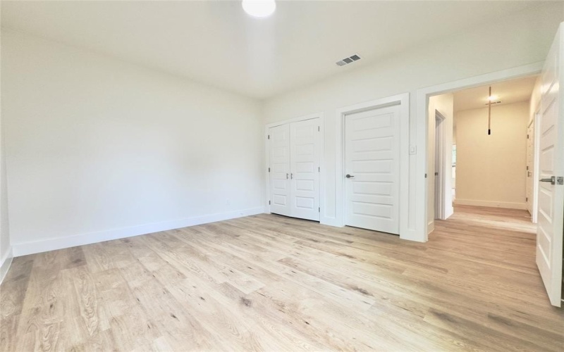 3801 Carpenter Avenue, Dallas, TX 75210, 4 Habitaciones Habitaciones , ,2 BañosBaños,Residential,En Venta,3801 Carpenter Avenue,20939952
