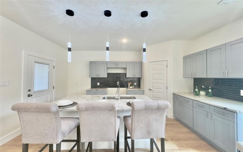 3801 Carpenter Avenue, Dallas, TX 75210, 4 Habitaciones Habitaciones , ,2 BañosBaños,Residential,En Venta,3801 Carpenter Avenue,20939952