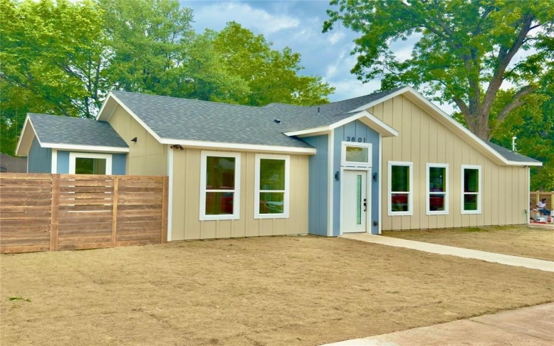 3801 Carpenter Avenue, Dallas, TX 75210, 4 Habitaciones Habitaciones , ,2 BañosBaños,Residential,En Venta,3801 Carpenter Avenue,20939952