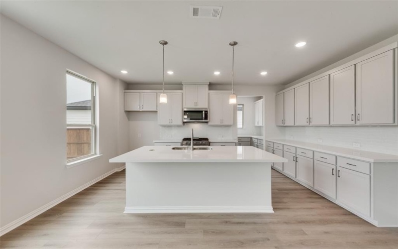 540 Marcus Lane, Crowley, TX 76036, 4 Habitaciones Habitaciones , ,3 BañosBaños,Residential,En Venta,540 Marcus Lane,20940079