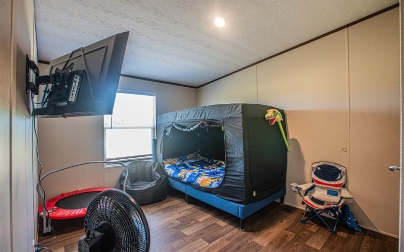 978 Redbird Lane, Bowie, TX 76230, 4 Habitaciones Habitaciones , ,2 BañosBaños,Residential,En Venta,978 Redbird Lane,20940135