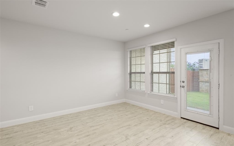 648 Sandiford, Mansfield, TX 76063, 3 Bedrooms Bedrooms, ,2 BathroomsBathrooms,Residential,For Sale,648 Sandiford,20940226