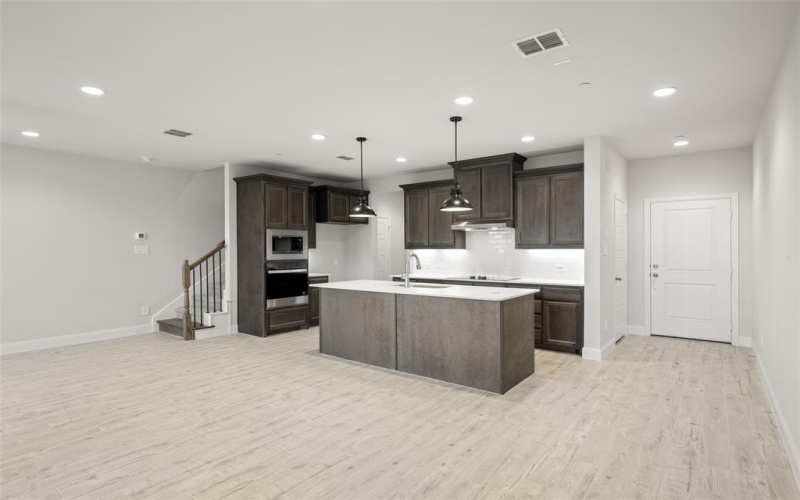 648 Sandiford, Mansfield, TX 76063, 3 Bedrooms Bedrooms, ,2 BathroomsBathrooms,Residential,For Sale,648 Sandiford,20940226