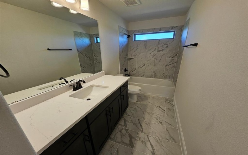 320 Magnolia Court, Trenton, TX 75490, 5 Bedrooms Bedrooms, ,5 BathroomsBathrooms,Residential,For Sale,320 Magnolia Court,0,20940288