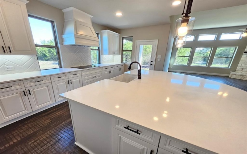 327 Magnolia Court, Trenton, TX 75490, 5 Bedrooms Bedrooms, ,5 BathroomsBathrooms,Residential,For Sale,327 Magnolia Court,20940293