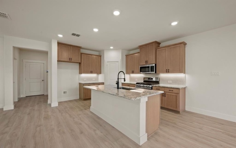 2512 Red Tailed Hawk Lane, McKinney, TX 75071, 3 Bedrooms Bedrooms, ,2 BathroomsBathrooms,Residential,For Sale,2512 Red Tailed Hawk Lane,20940302
