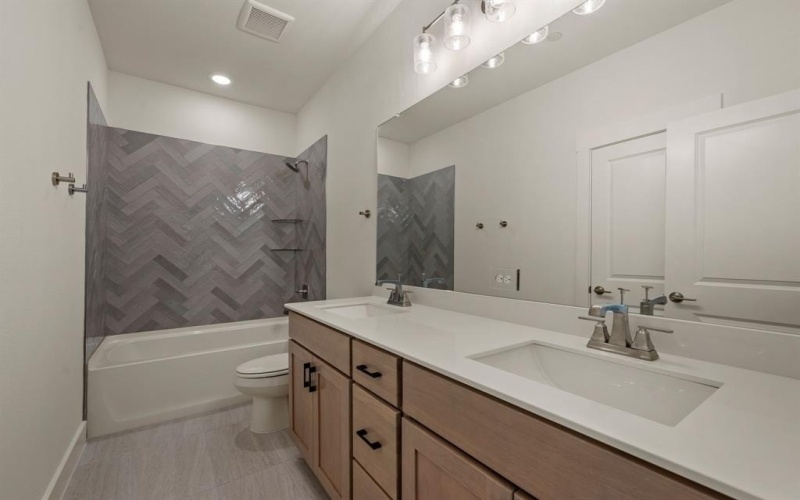 2512 Red Tailed Hawk Lane, McKinney, TX 75071, 3 Bedrooms Bedrooms, ,2 BathroomsBathrooms,Residential,For Sale,2512 Red Tailed Hawk Lane,20940302