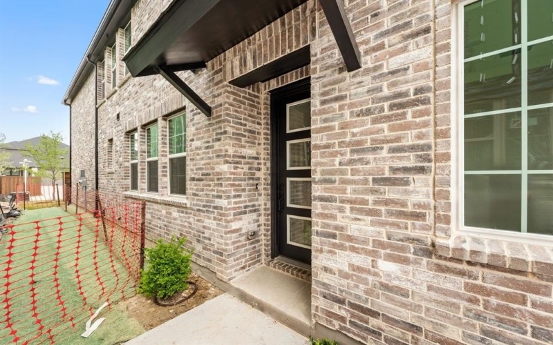 2512 Red Tailed Hawk Lane, McKinney, TX 75071, 3 Bedrooms Bedrooms, ,2 BathroomsBathrooms,Residential,For Sale,2512 Red Tailed Hawk Lane,20940302