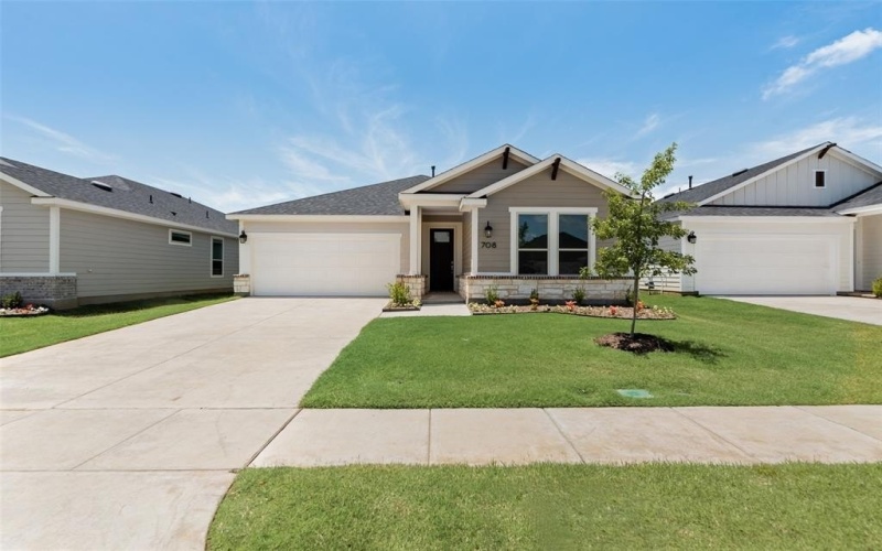 708 Marcus Lane, Crowley, TX 76036, 3 Bedrooms Bedrooms, ,2 BathroomsBathrooms,Residential,For Sale,708 Marcus Lane,20940334