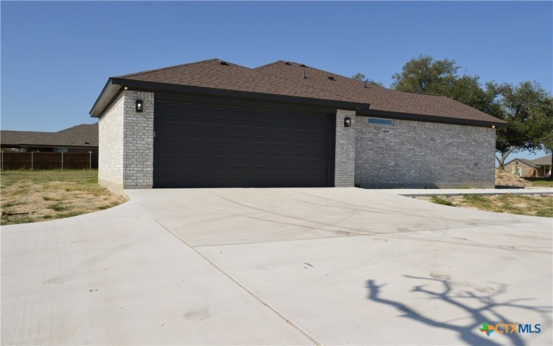 425 County Road 3152, Kempner, TX 76539, 4 Bedrooms Bedrooms, ,2 BathroomsBathrooms,Residential,For Sale,425 County Road 3152,0,580279