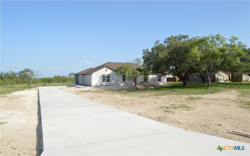 425 County Road 3152, Kempner, TX 76539, 4 Bedrooms Bedrooms, ,2 BathroomsBathrooms,Residential,For Sale,425 County Road 3152,580279