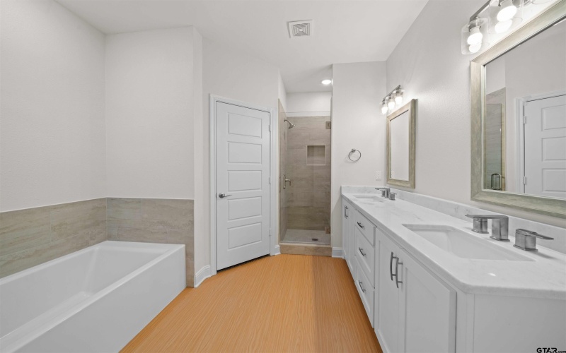 113 Hay Meadow, Winona, TX 75792, 4 Habitaciones Habitaciones , ,2 BañosBaños,Residential,En Venta,113 Hay Meadow,25007541